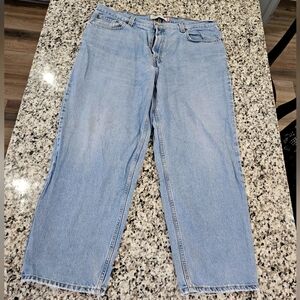 Vintage 2002 Levi's 560 comfort fit blue jeans